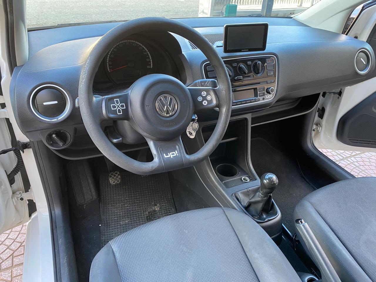 Volkswagen up! 1.0 3p. take