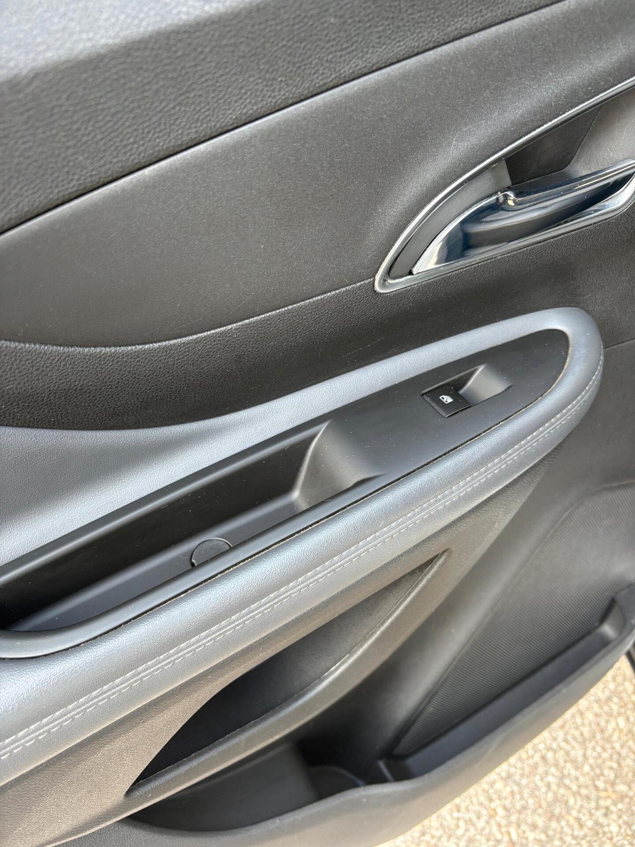 Opel Mokka 1.4 Turbo GPL Tech 140CV 4x2 Cosmo b-Color