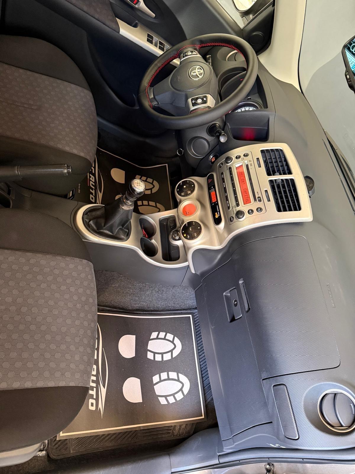 Toyota Urban Cruiser 1.4 D-4D AWD Luxury
