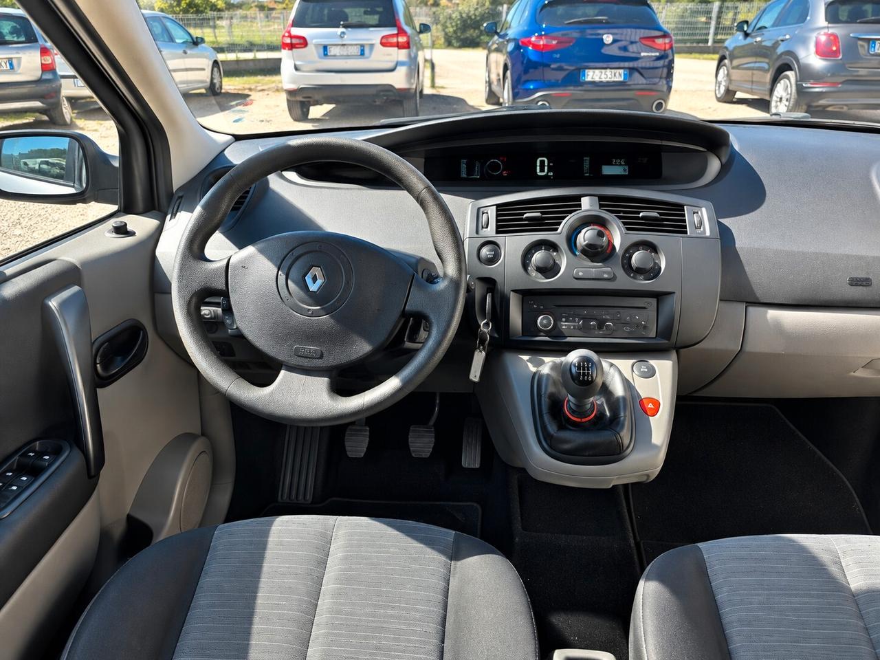 Renault Scénic 1.5 dCi/105CV