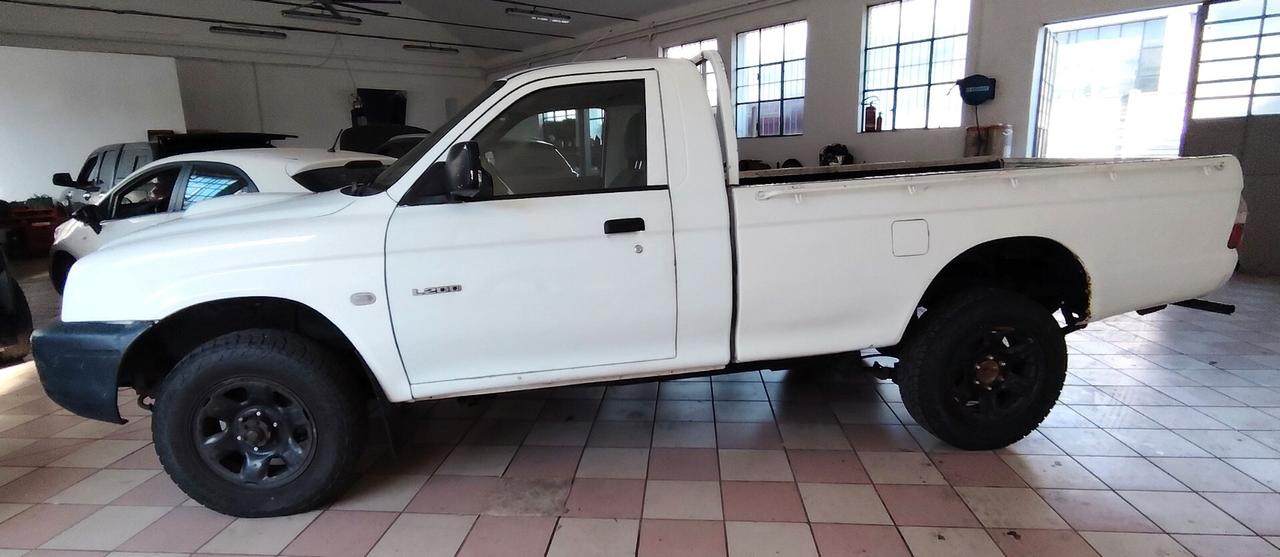 Mitsubishi L200 2.5 TDI 4WD Single Cab Pick-up GL