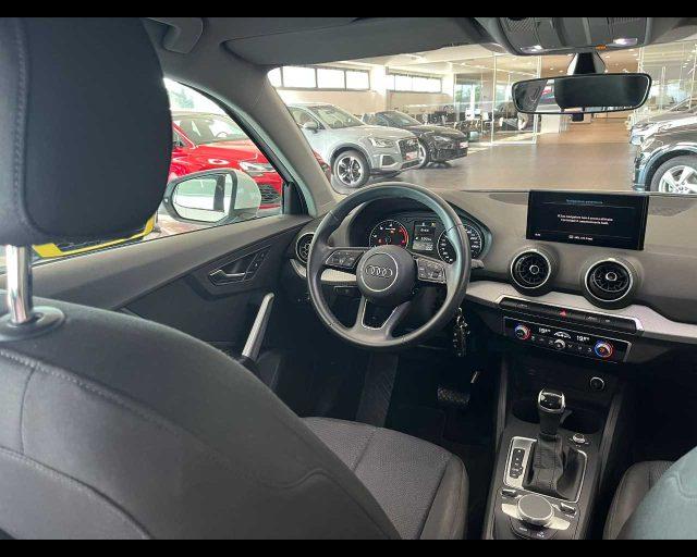 AUDI Q2 30 TDI S tronic Business Plus