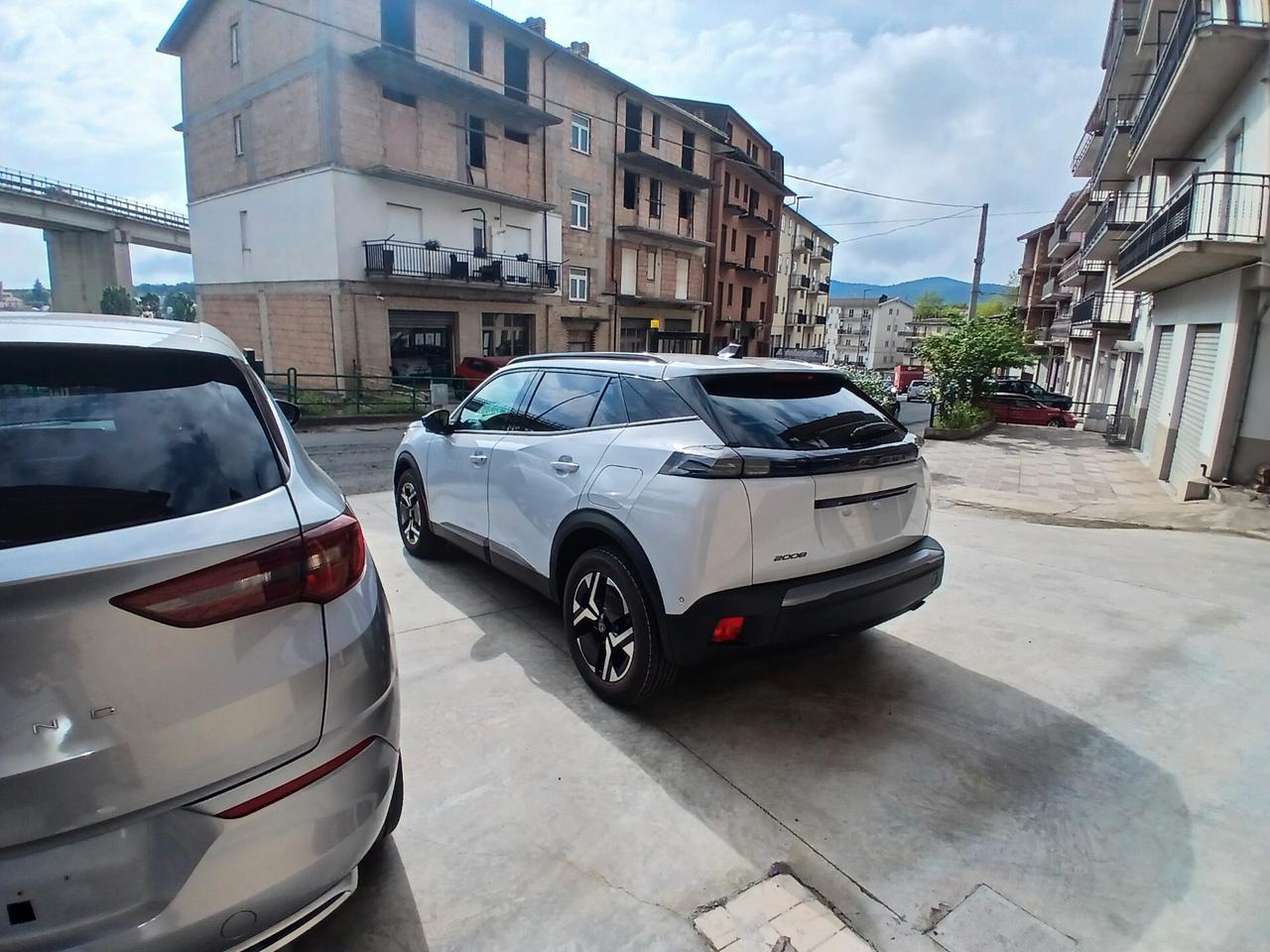 Peugeot 2008 PureTech 100 S&S Allure