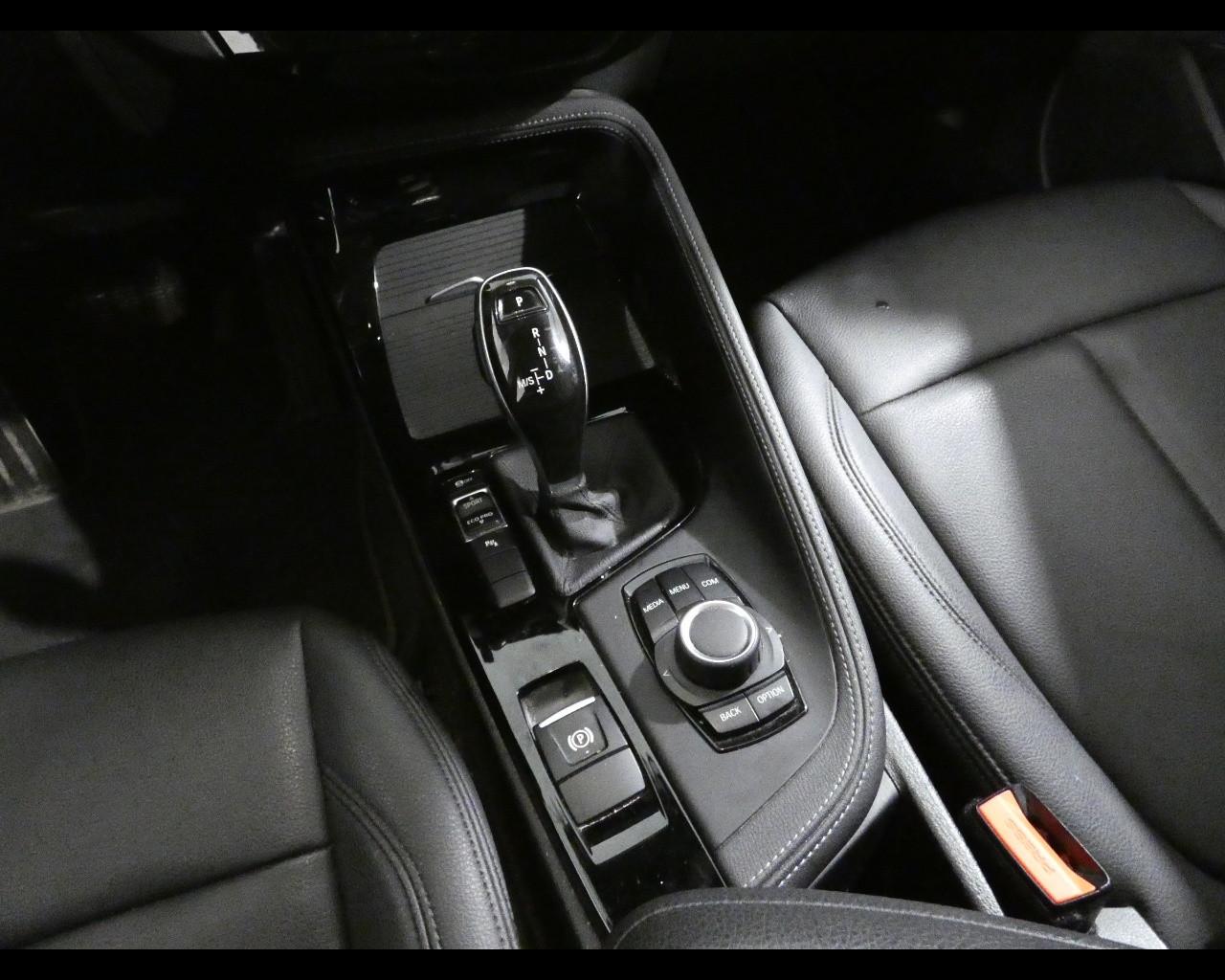 BMW X2 (F39) - X2 sDrive18i Advantage