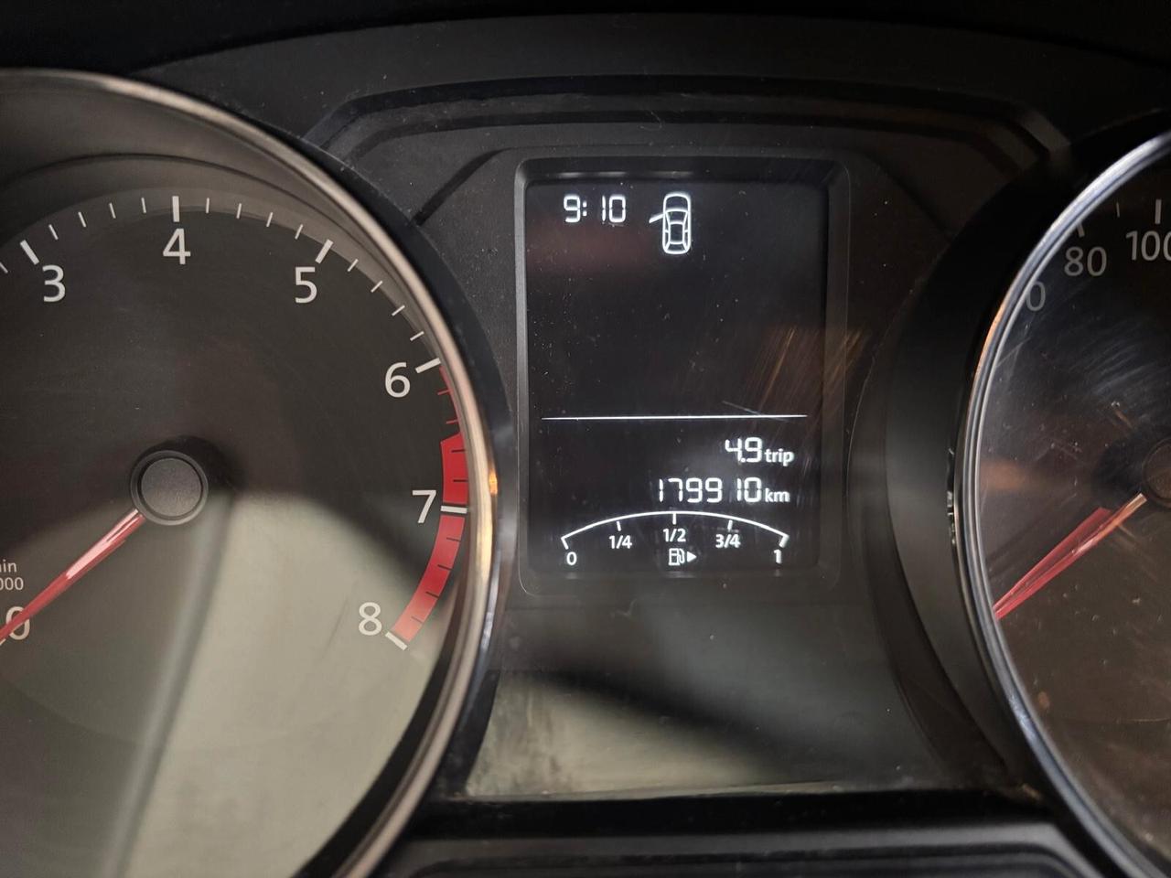 VOLKSWAGEN POLO ANNO 2015 BZ 1.0 ADATTA NEOPATENTATI KM 179 MILA