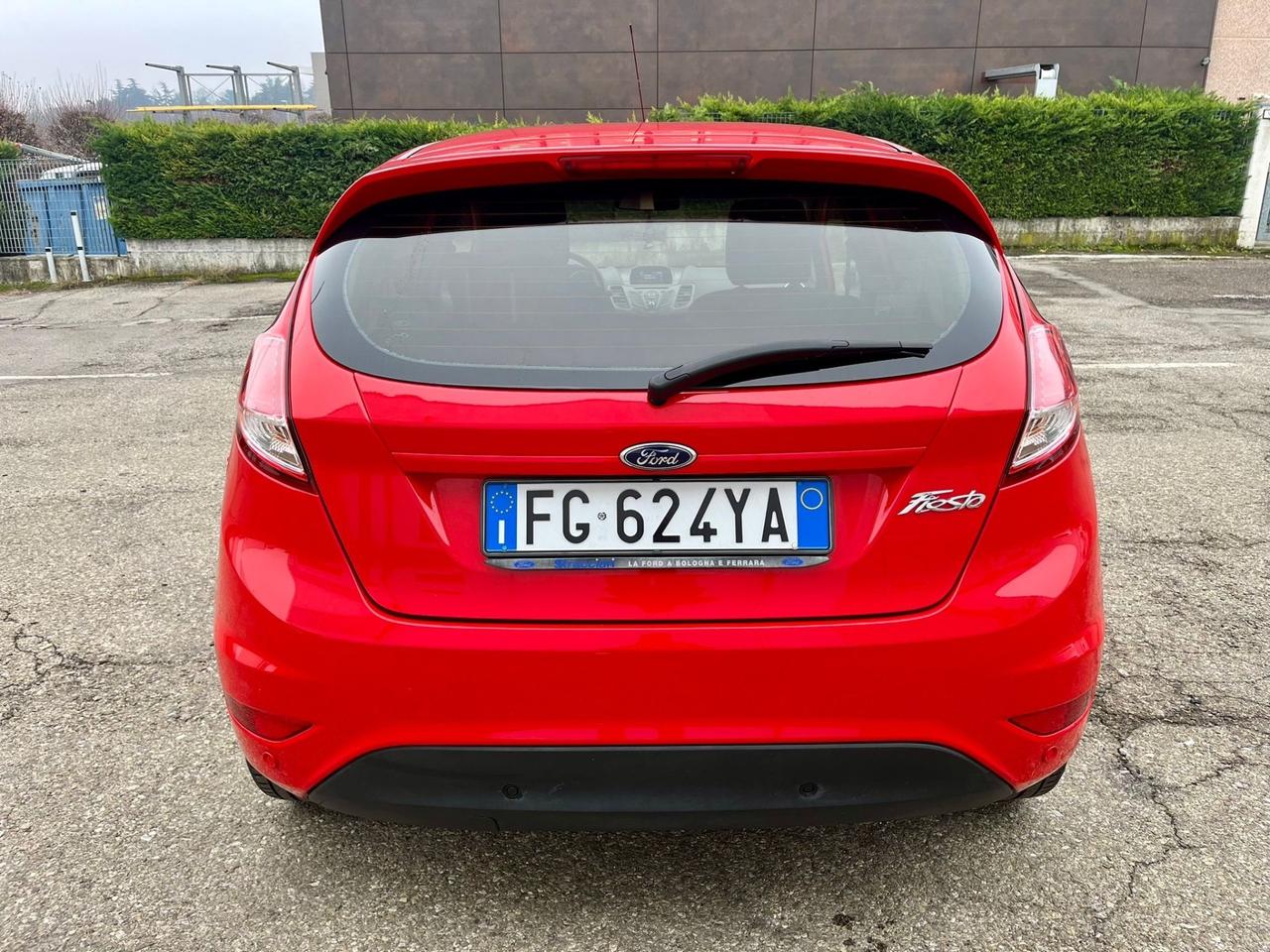 Ford Fiesta 1.2benz 2017 139.000km perfetta per neopatentati