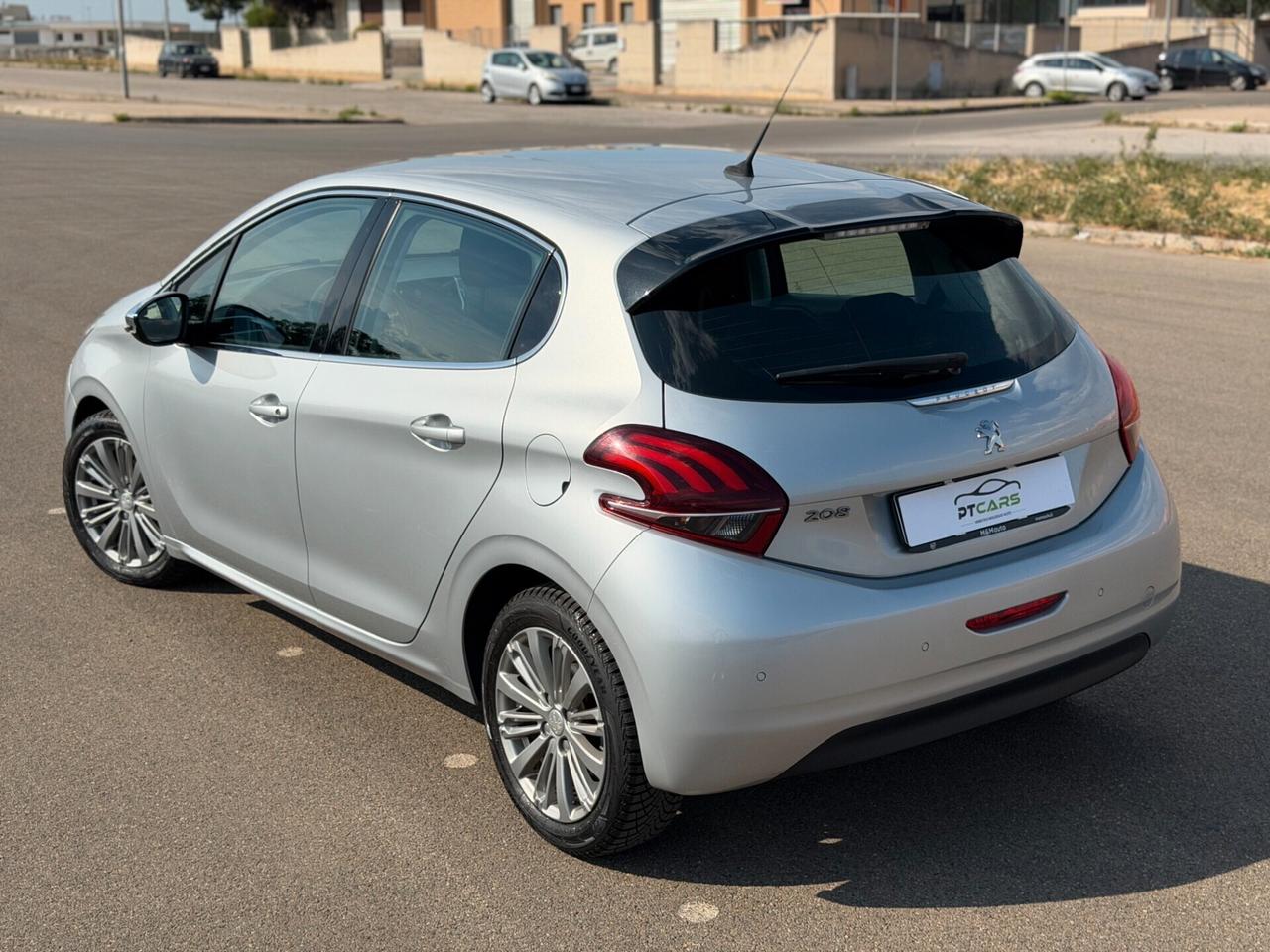 Peugeot 208 1.6 BlueHDi 100cv 5 porte Allure