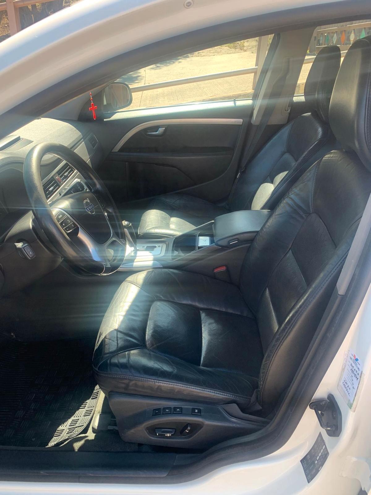 Volvo S80 2.4 D5 205 CV Geartronic Momentum