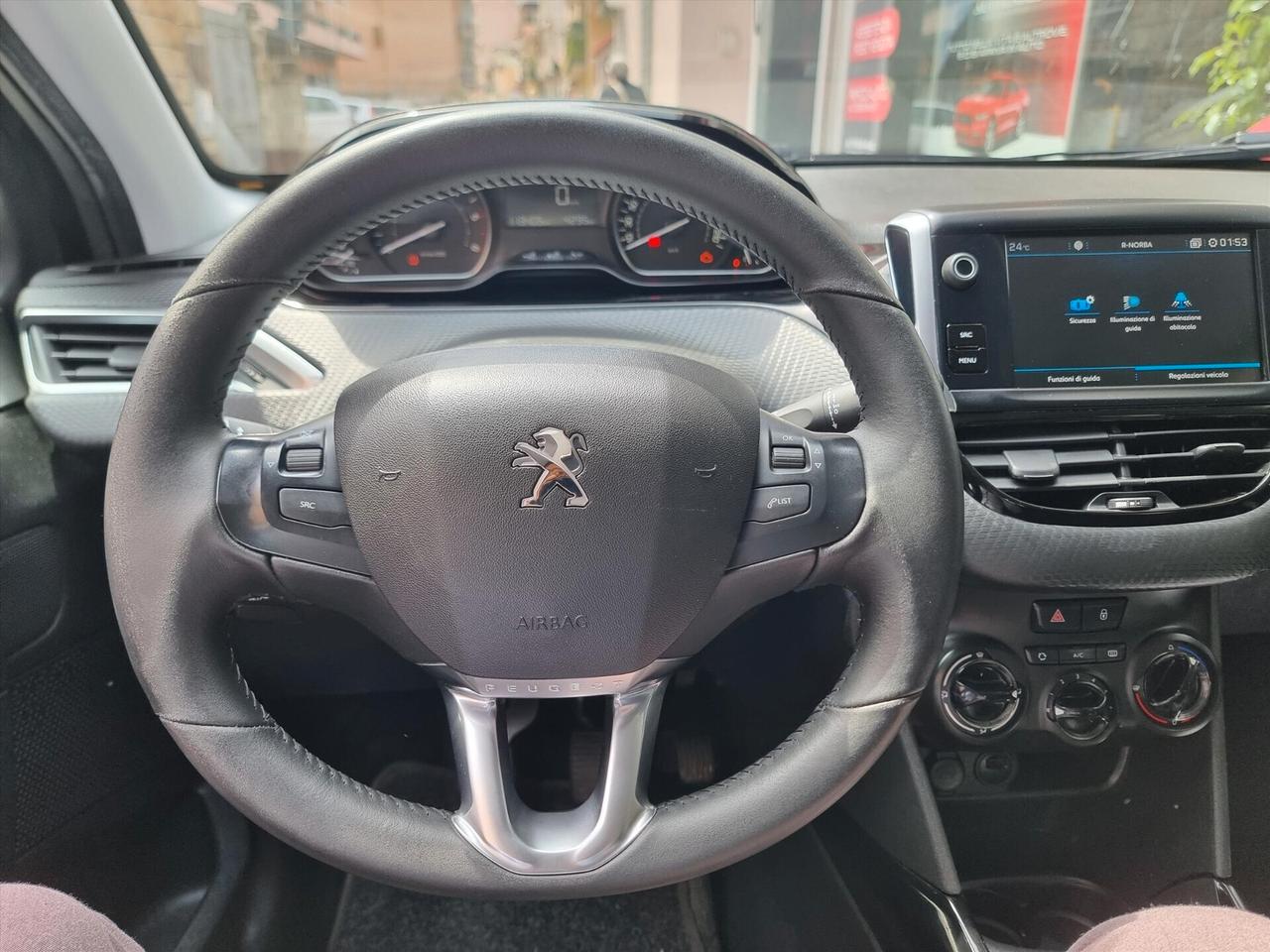 Peugeot 2008 BlueHDi 100 S&S Allure 101 cv 12 mesi garanzia