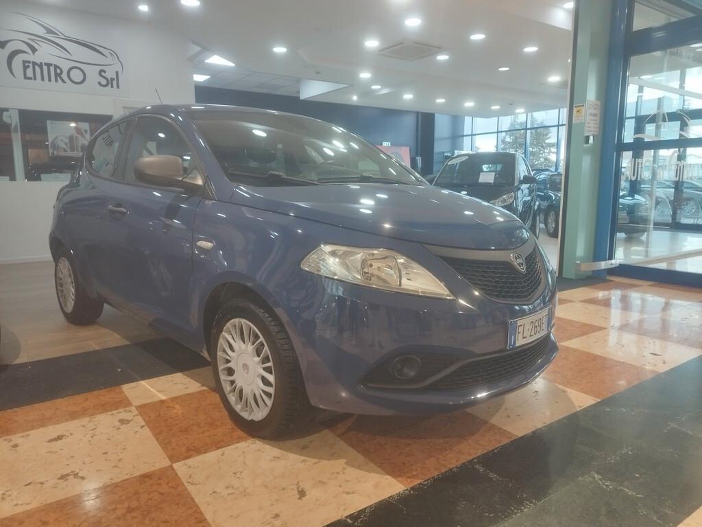 Lancia Ypsilon 1.2 69 CV 5 porte GPL Ecochic Silver può essere tua a 93,00 €/mese