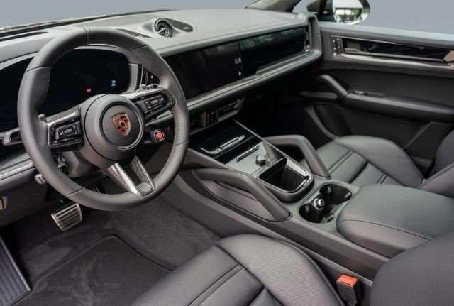 Porsche Cayenne TURBO GT E-HYBRID LED PC KAMERA 740 CV PCCB BLACK