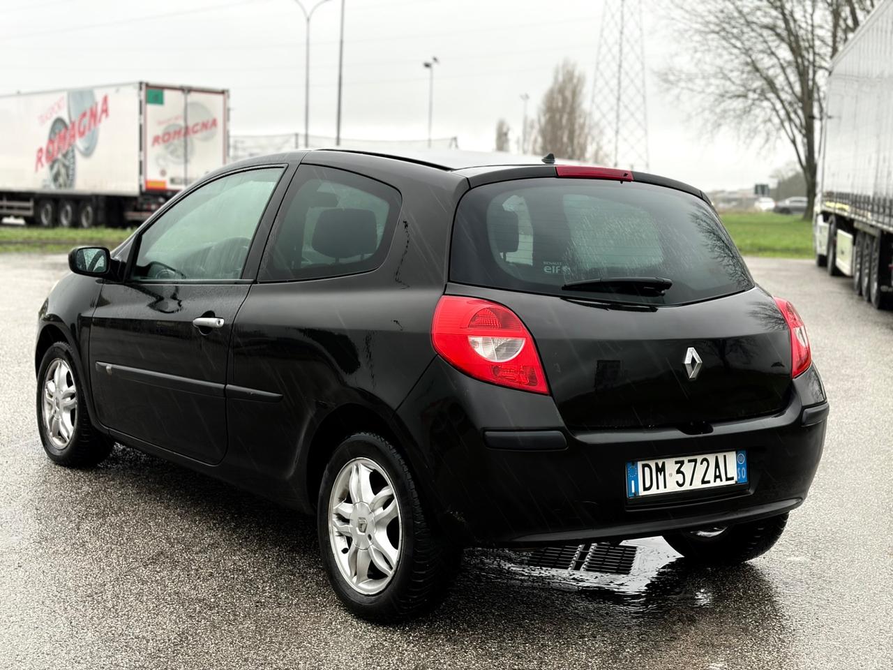 Renault Clio 1.2 benzina 2008 Le Iene
