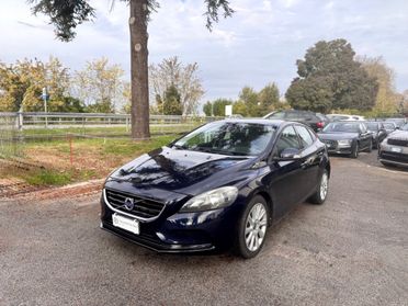 Volvo V40 D2 Geartronic Kinetic