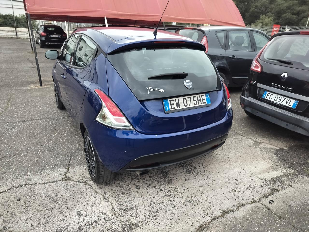 Lancia Ypsilon 1.2 69 CV 5 porte S&S Silver ANCHE CONTANTI NO RATE OBBLIGATORIE