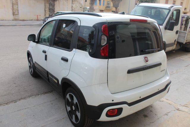 FIAT Panda 1.0 FireFly S&S Hybrid Pandina-KM0