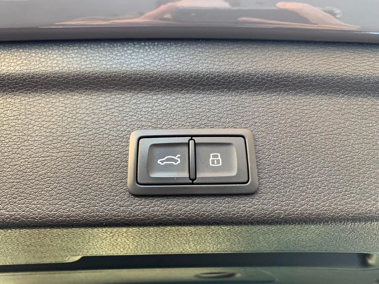 Audi RSQ3 quattro S tronic