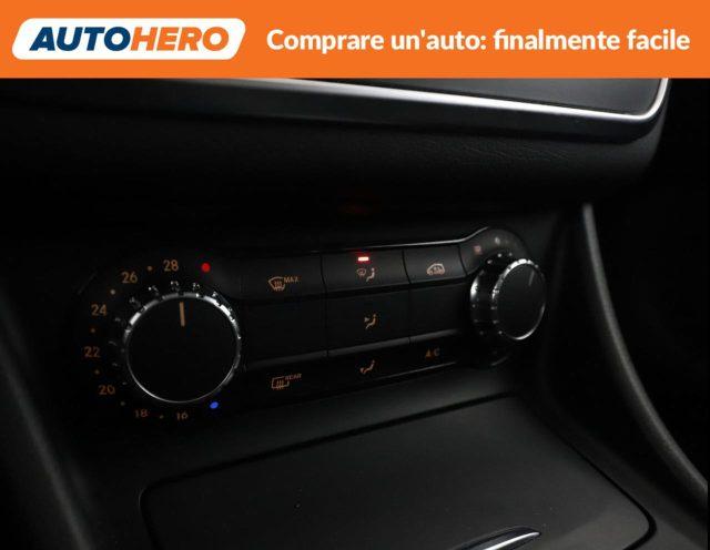 MERCEDES-BENZ GLA 200 d Automatic Sport