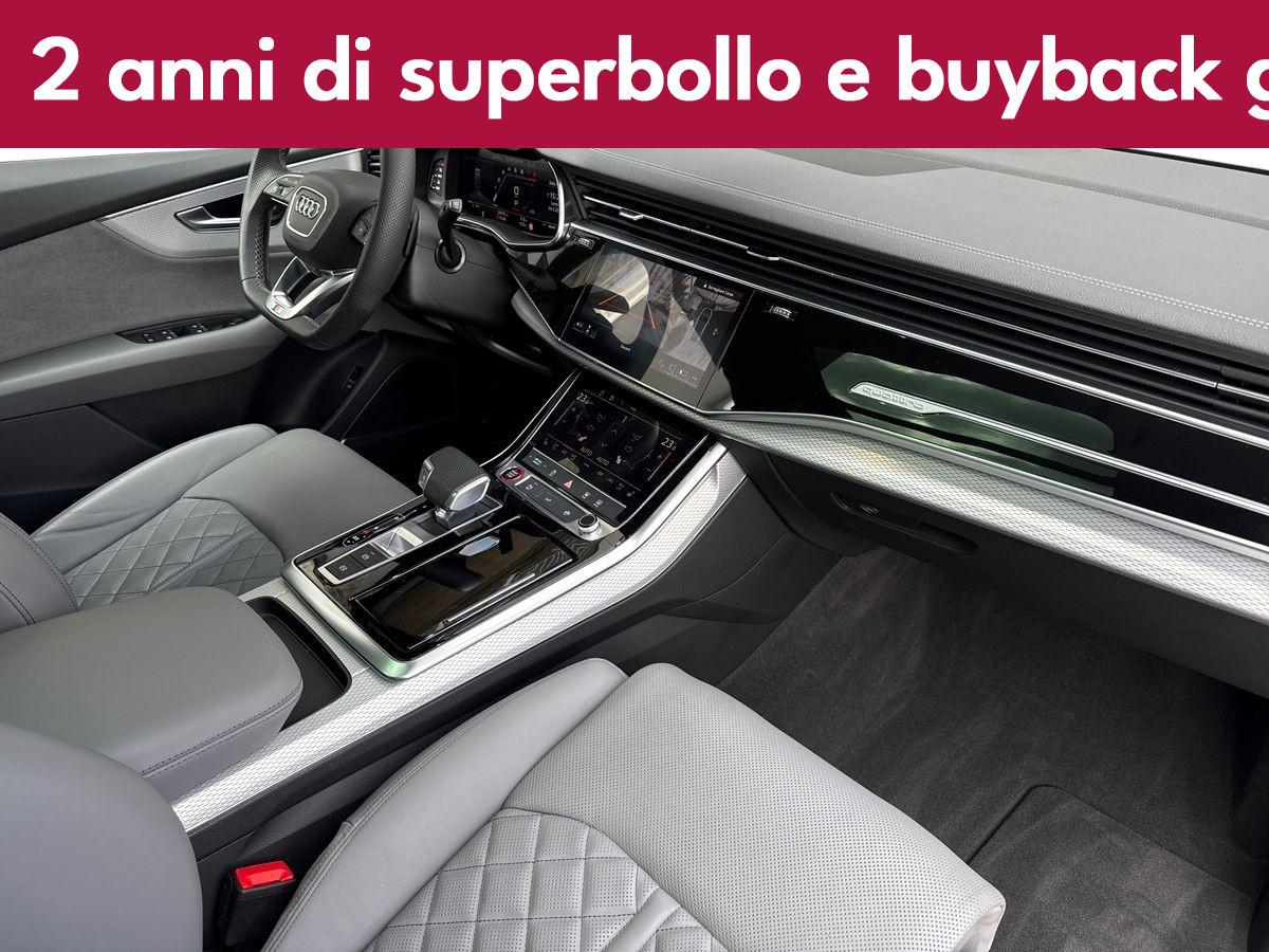 AUDI SQ8 4.0 tfsi quattro tiptronic
