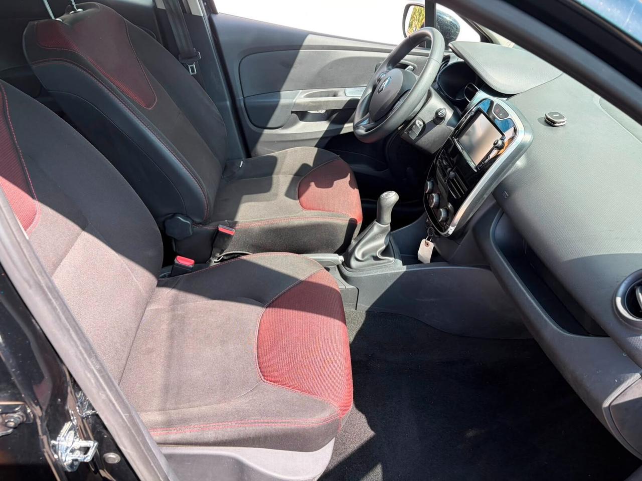 Renault Clio 1.2 75CV 5 porte Wave