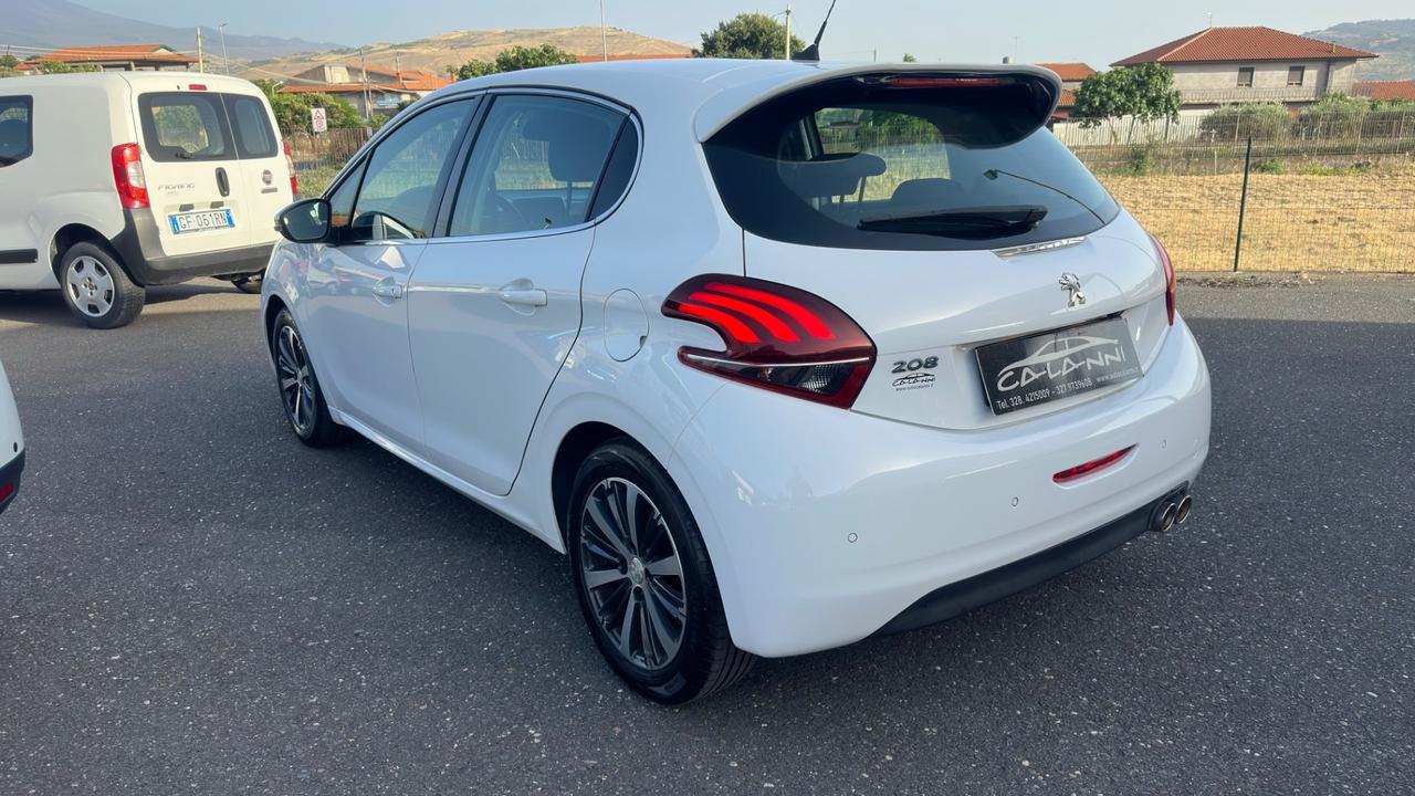 Peugeot 208 BlueHDi 100 5 porte Allure