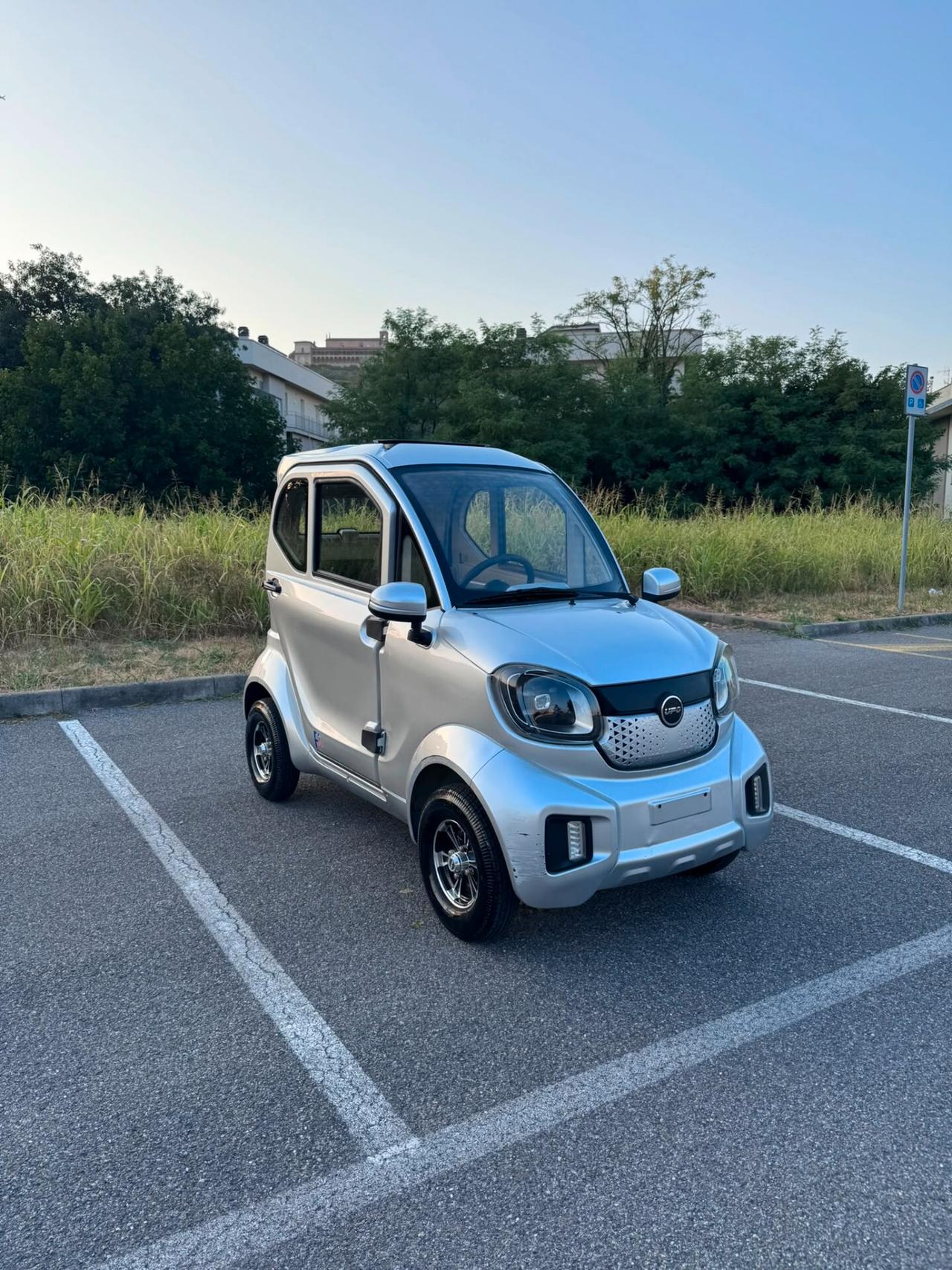 UFO Magnum Ecobike F4 scooter elettrico