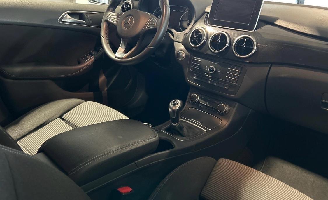 Mercedes-benz B 180 Executive