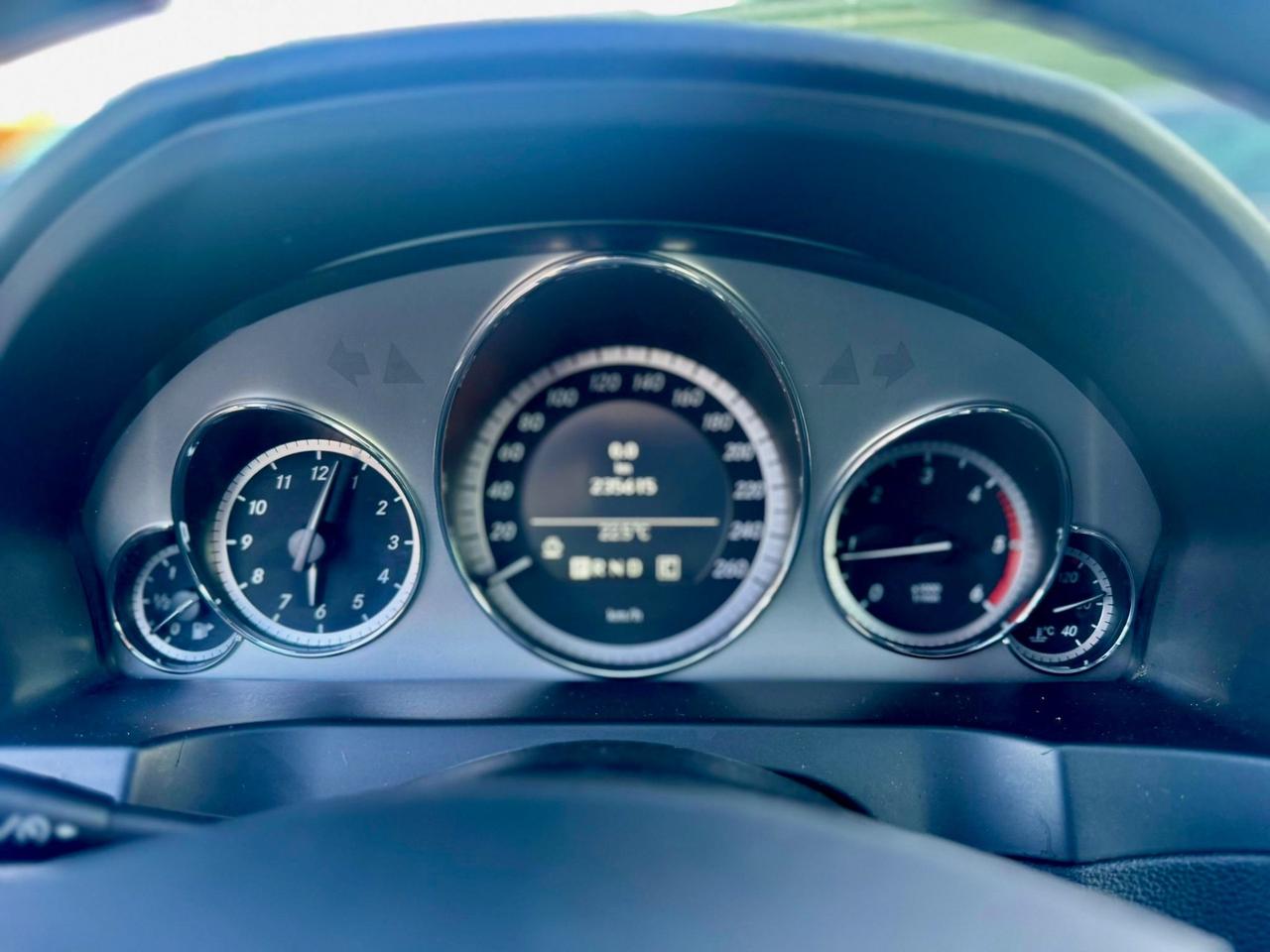 Mercedes-benz E 220 CDI Coupé BlueEFFICIENCY Avantgarde Automatica