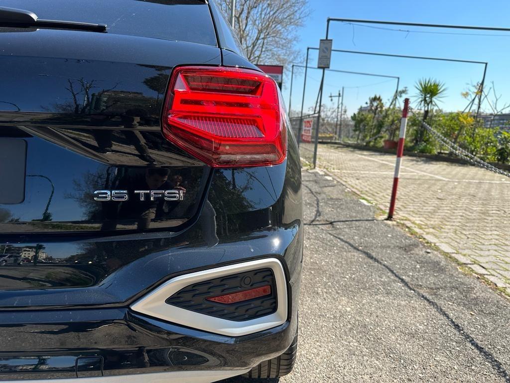 Audi Q2 35 TFSI S tronic Advanced Sport