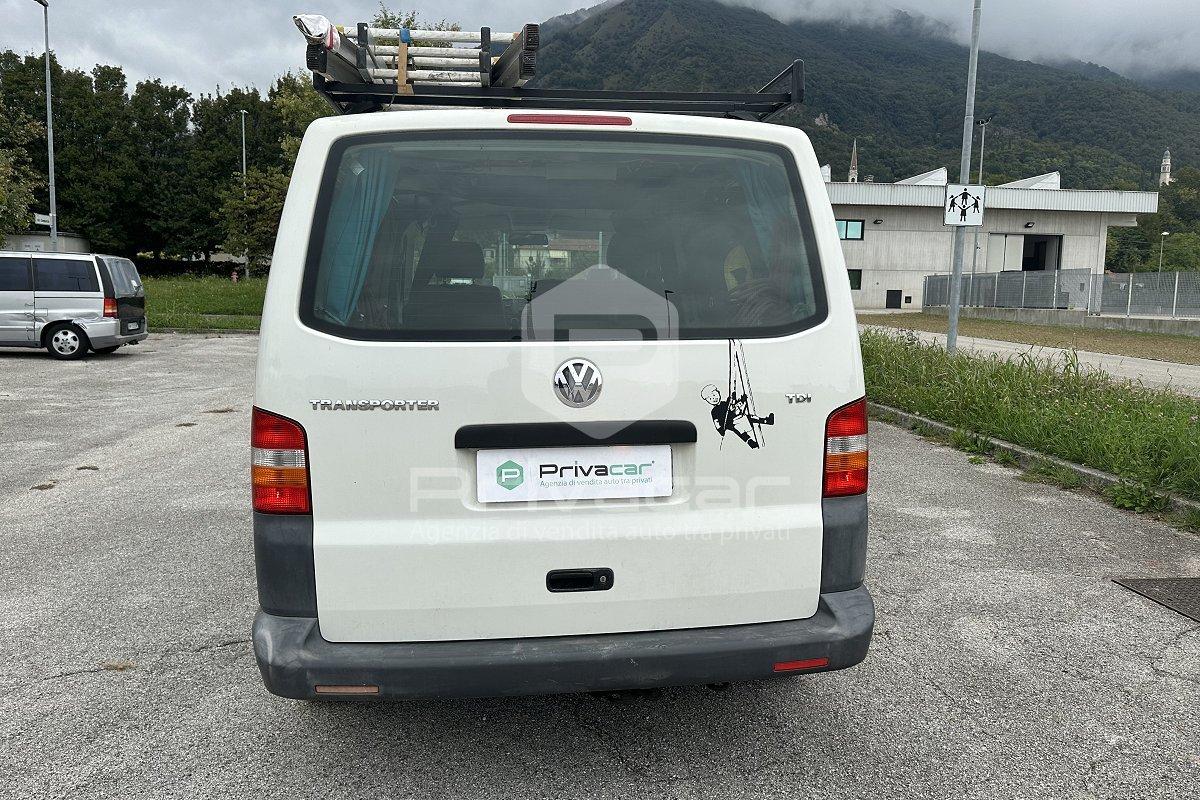 VOLKSWAGEN Transporter 2.5 TDI/130CV PC Kombi