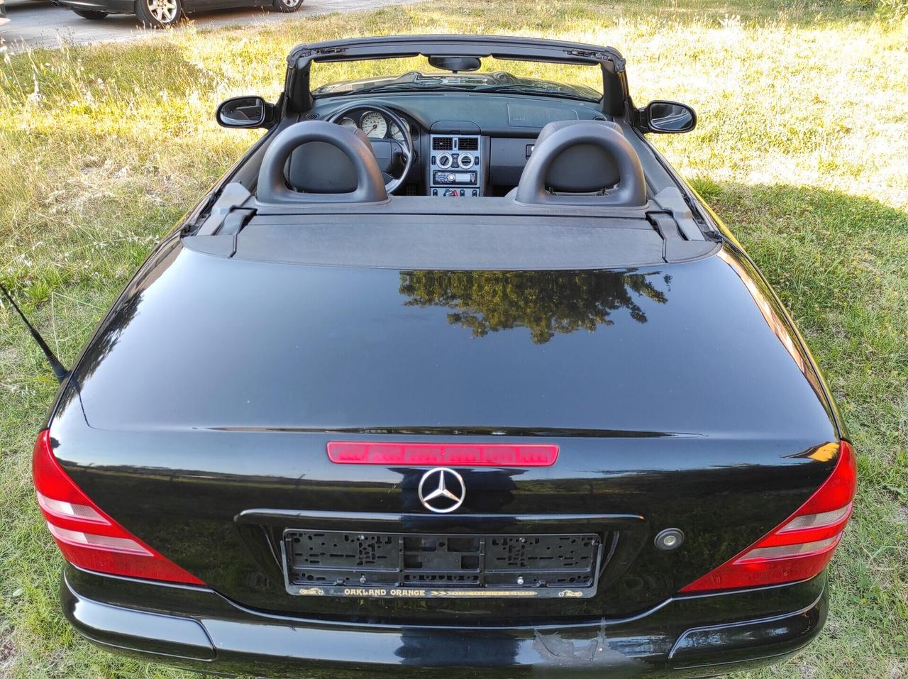 Mercedes-Benz SLK 230