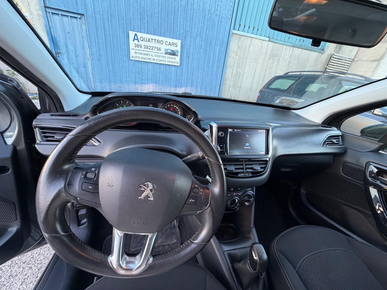 Peugeot 208 PureTech 82 5 porte Allure