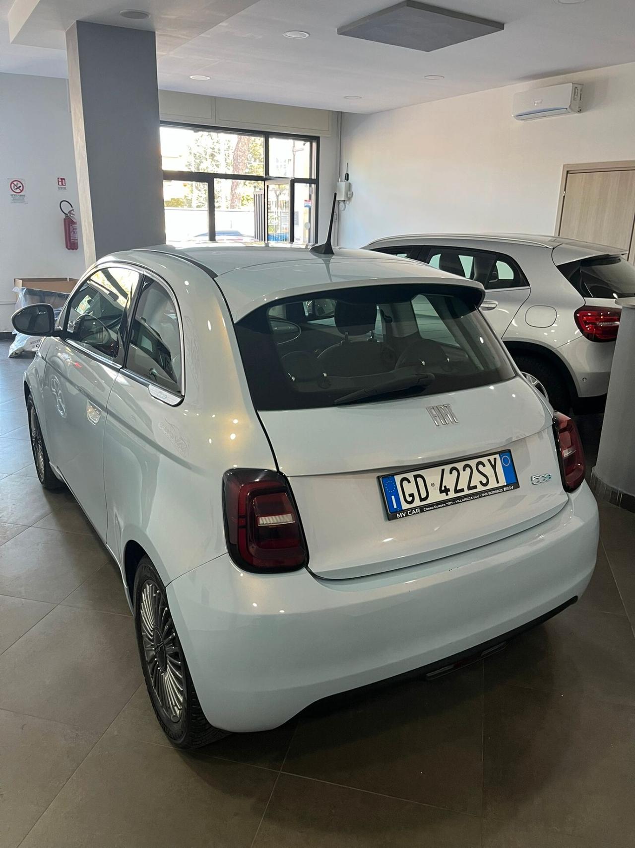 Fiat 500 500e Berlina 42 kWh Passion
