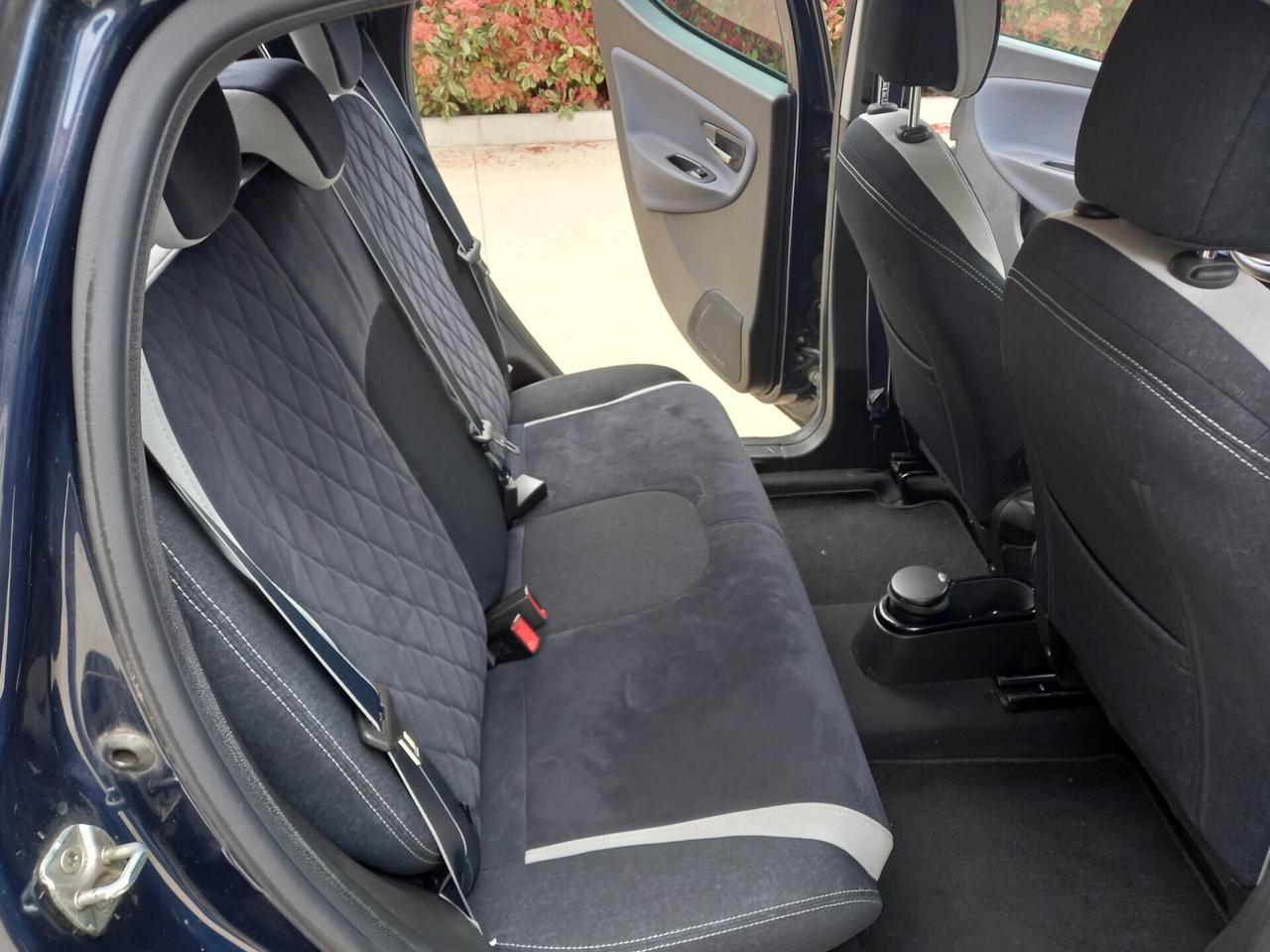 Lancia Ypsilon 1.2 69 CV MYA