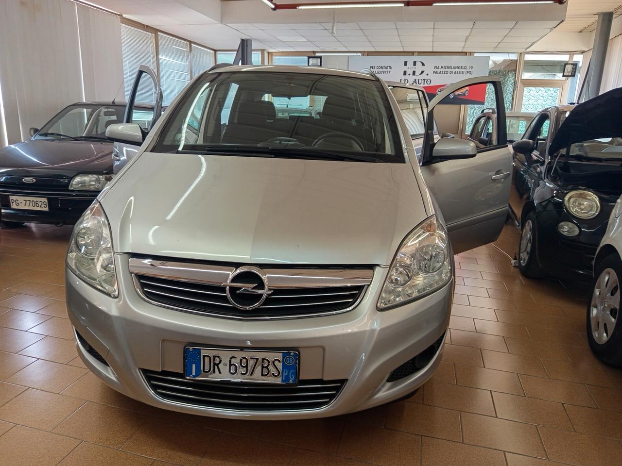 Opel Zafira 7 posti, 133 Mila chilometri ok neopatentati