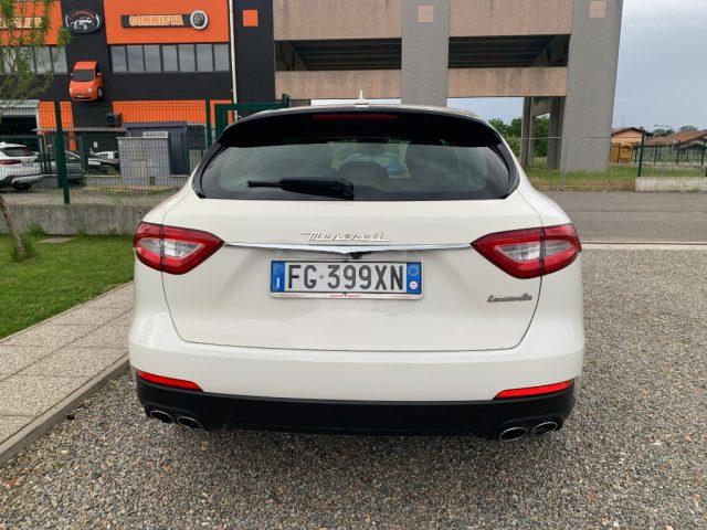 MASERATI Levante V6 Diesel 275 CV AWD