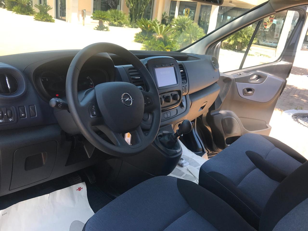 Opel Vivaro 9POSTI BiTurbo PASSO LUNGO FULL OPT