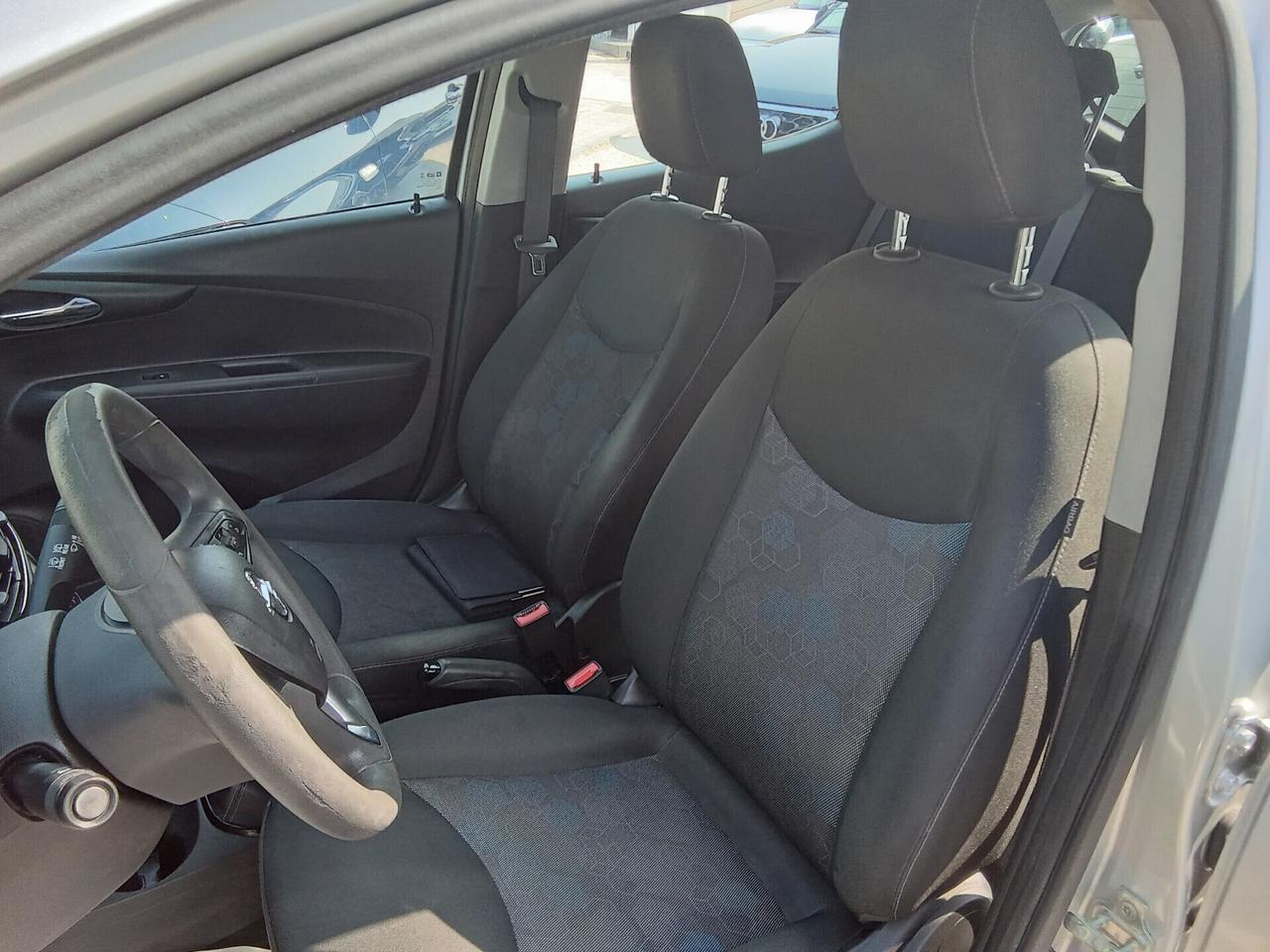 Opel Karl Rocks 1.0 75 CV