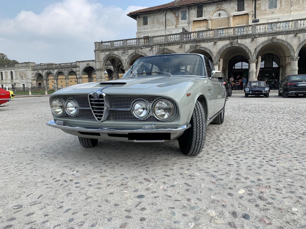 Alfa Romeo Sprint Bertone