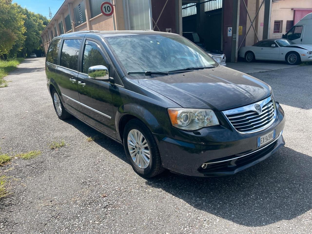 Lancia Voyager 2.8 Turbodiesel Platinum 177 CV