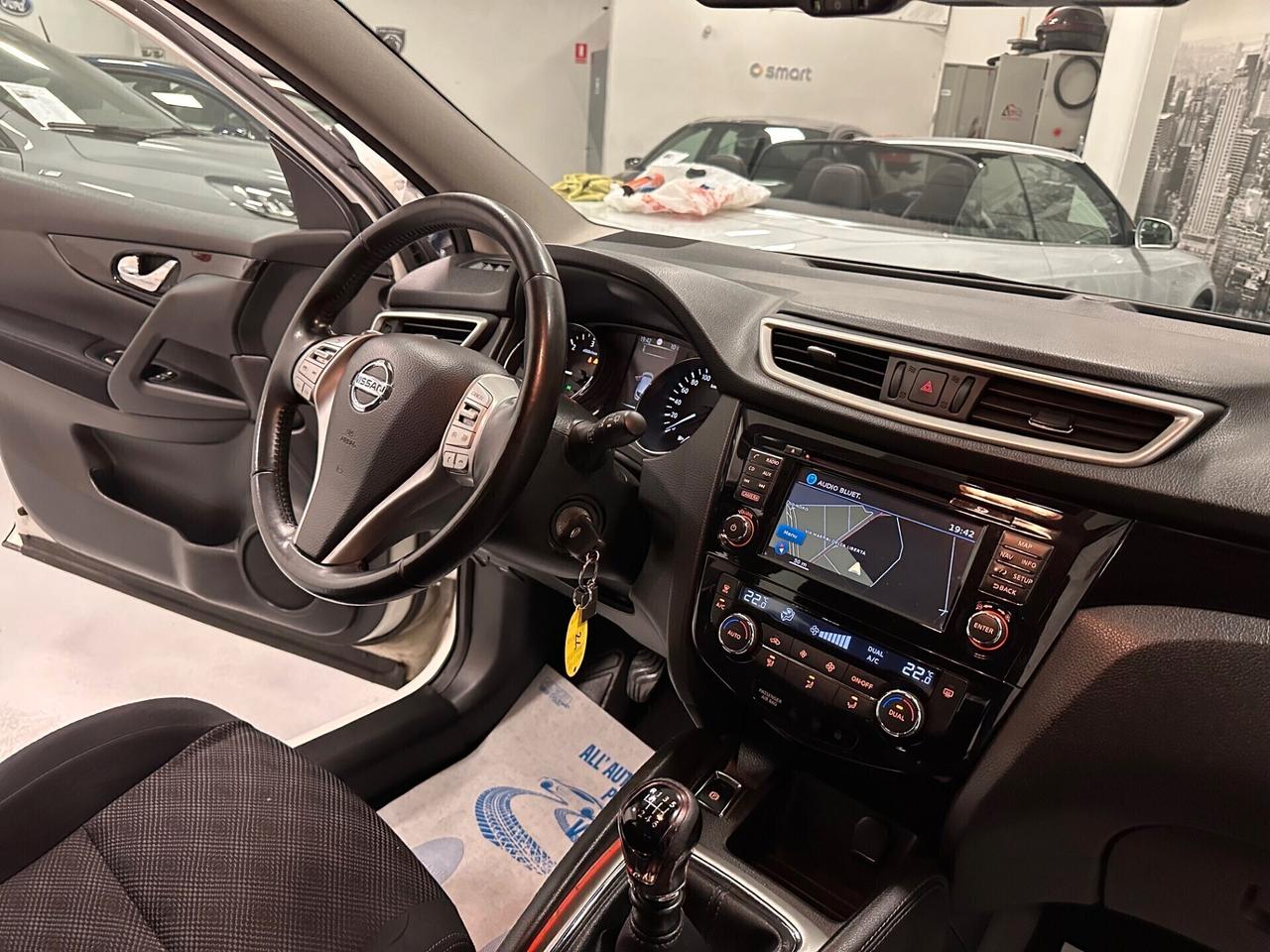 NISSAN QASHQAI 1.5 DCI .