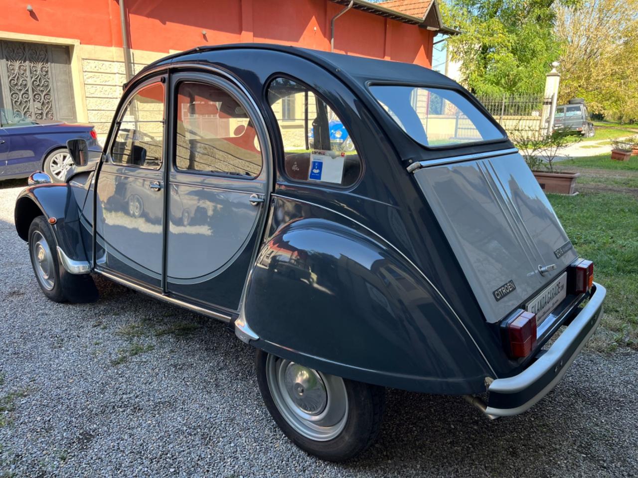 Citroen 2CV Charleston