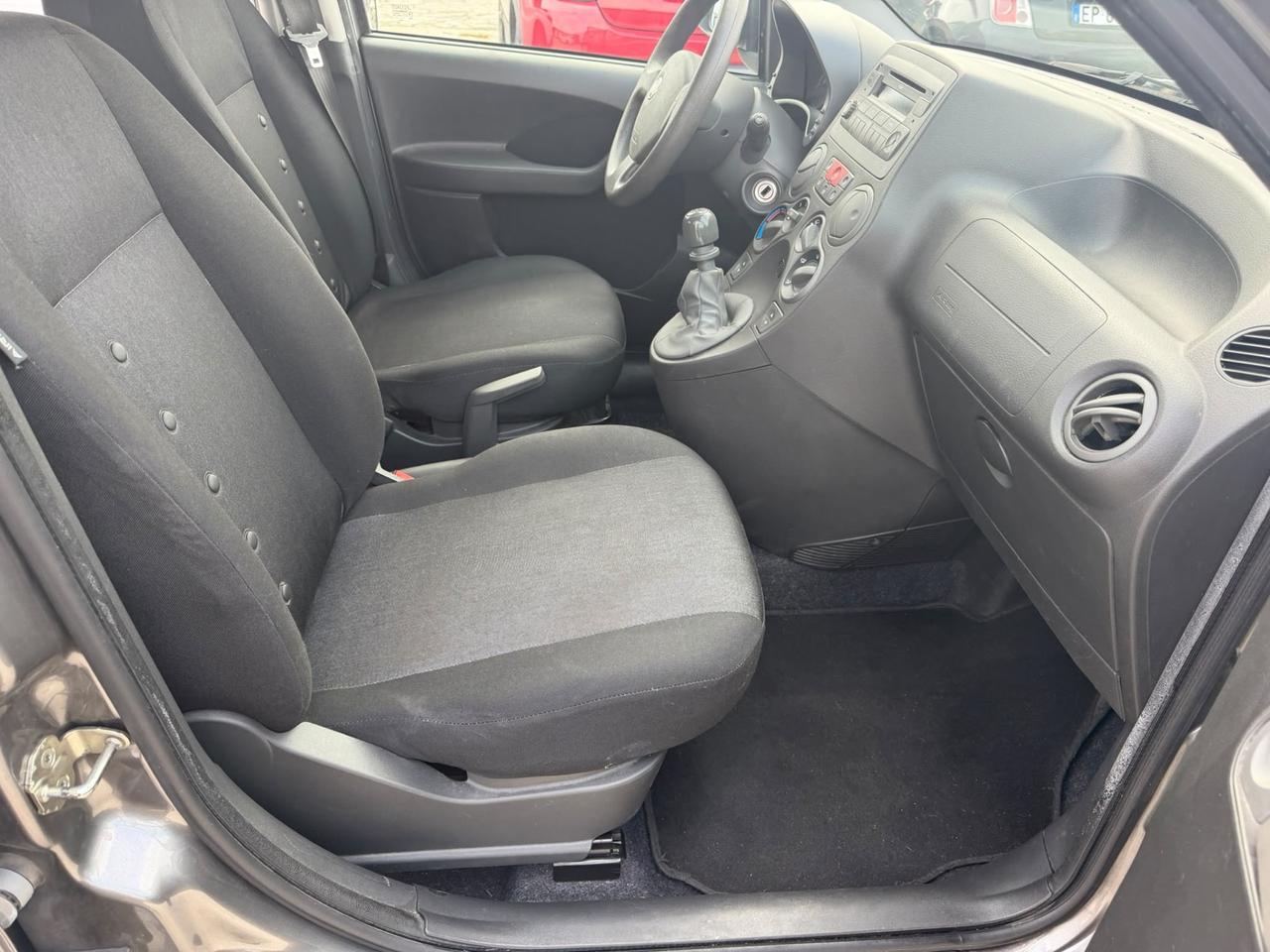 Fiat Panda 1.4 metano Dynamic Natural Power Mamy neopatentati