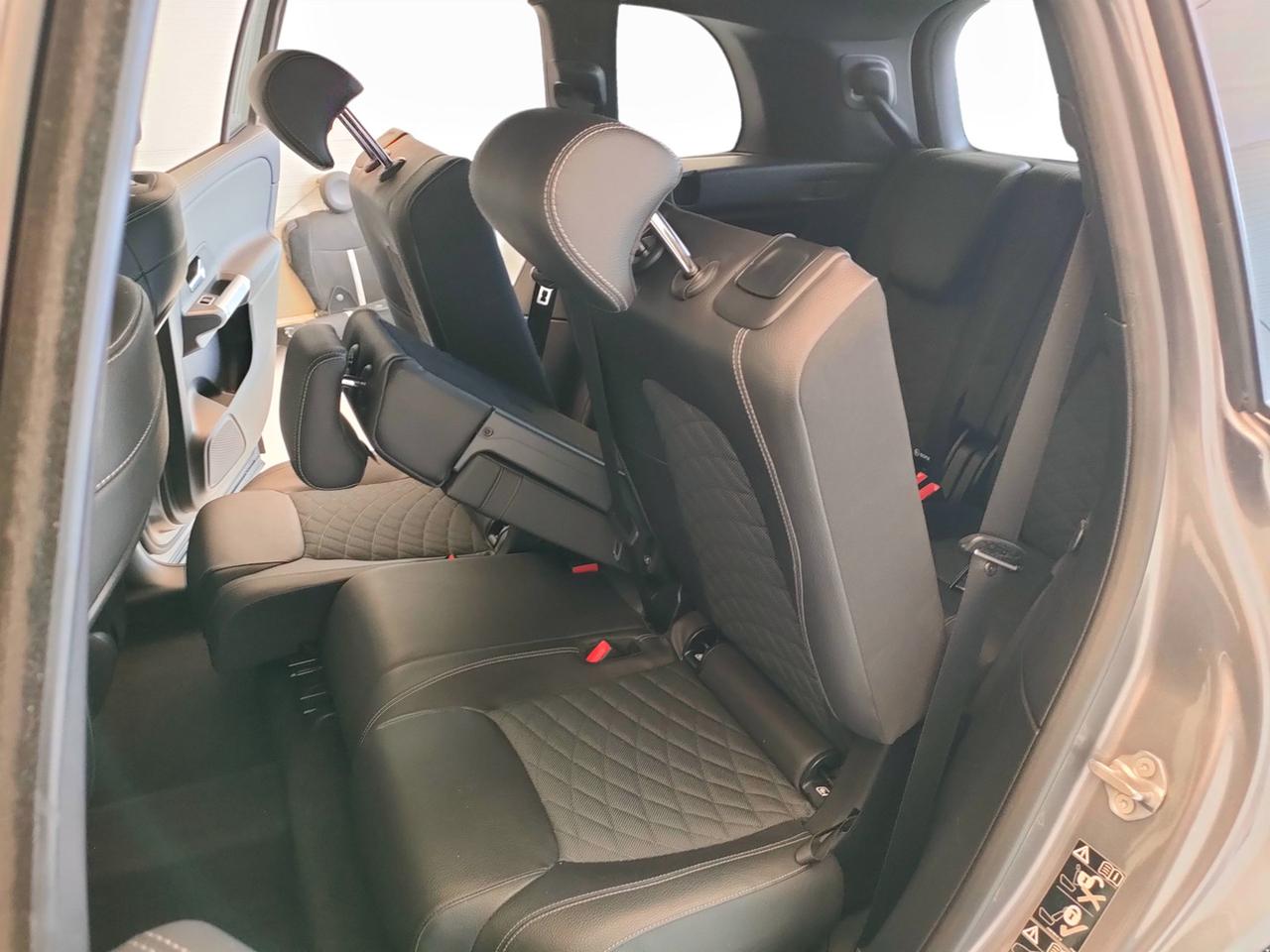 Mercedes-Benz GLB - X247 2019 - GLB 200 d Sport auto 7p.ti