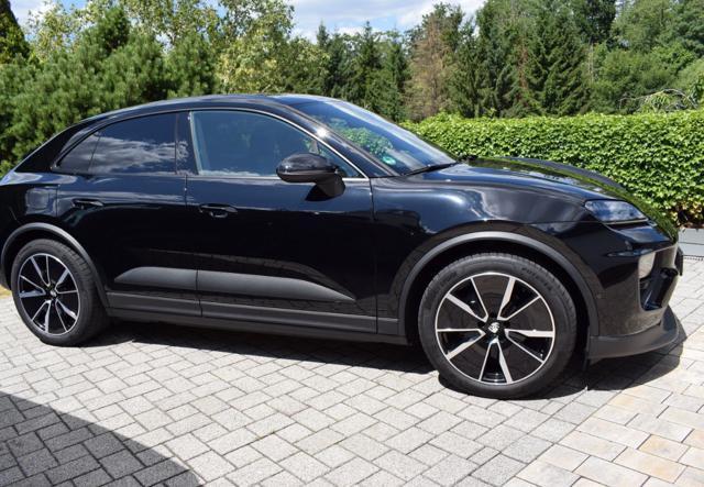 PORSCHE Macan Ev 265 KW (360HP)