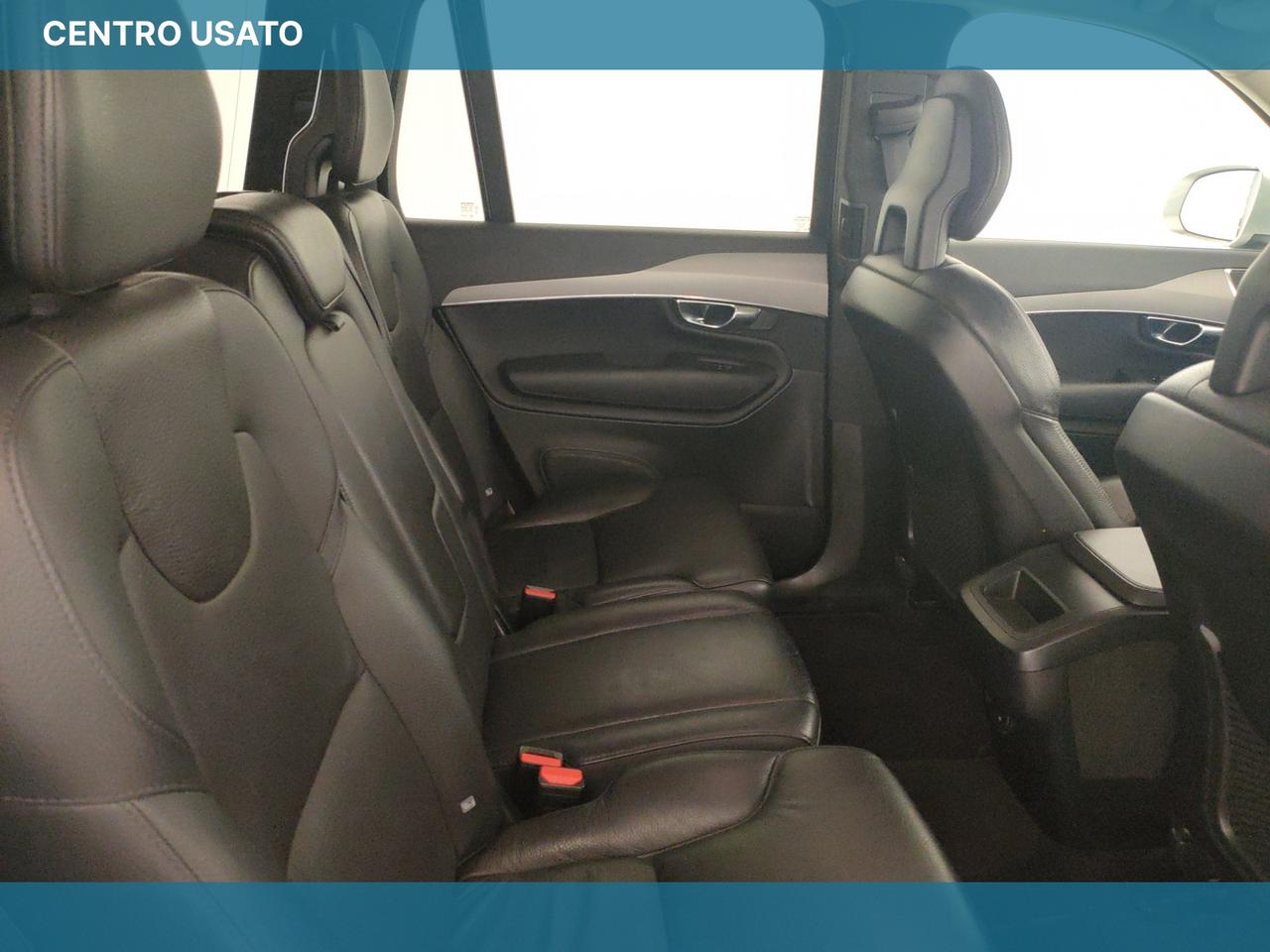 2.0 B5 Momentum awd 7 posti Geartronic