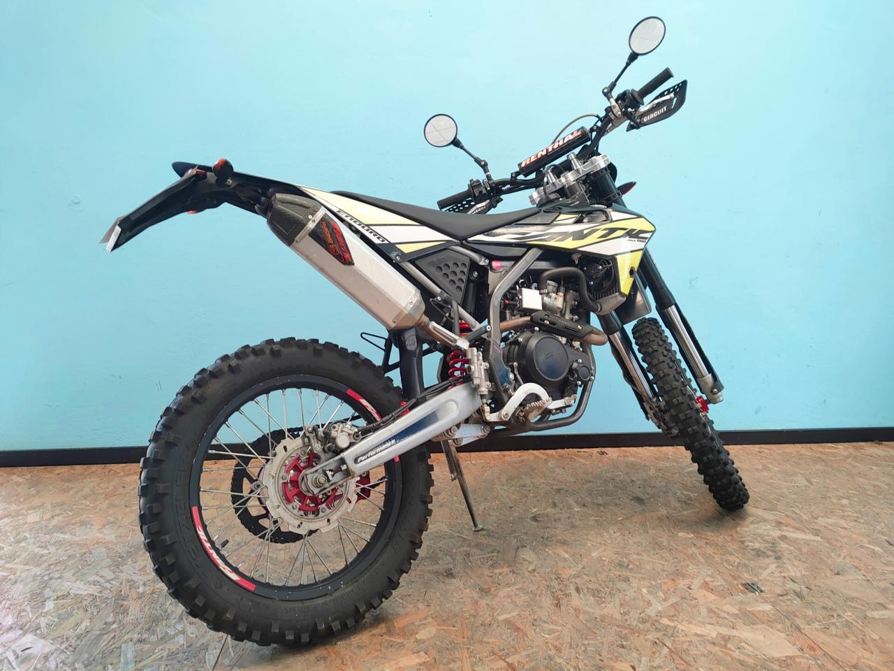 Fantic Motor XEF 125: divertente e potente