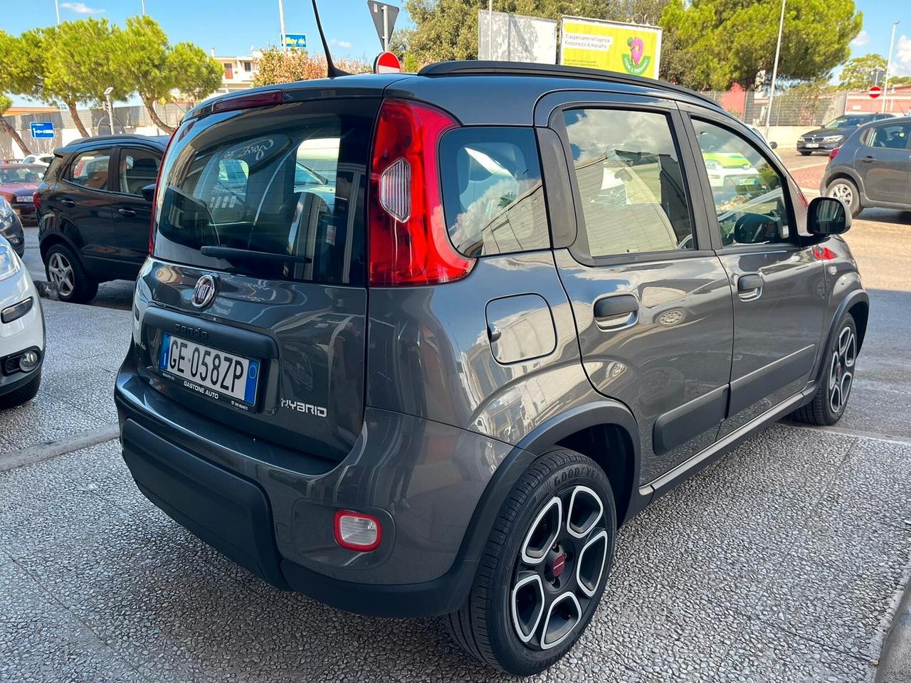 Fiat Panda 1.0 FireFly Hybrid City Cross