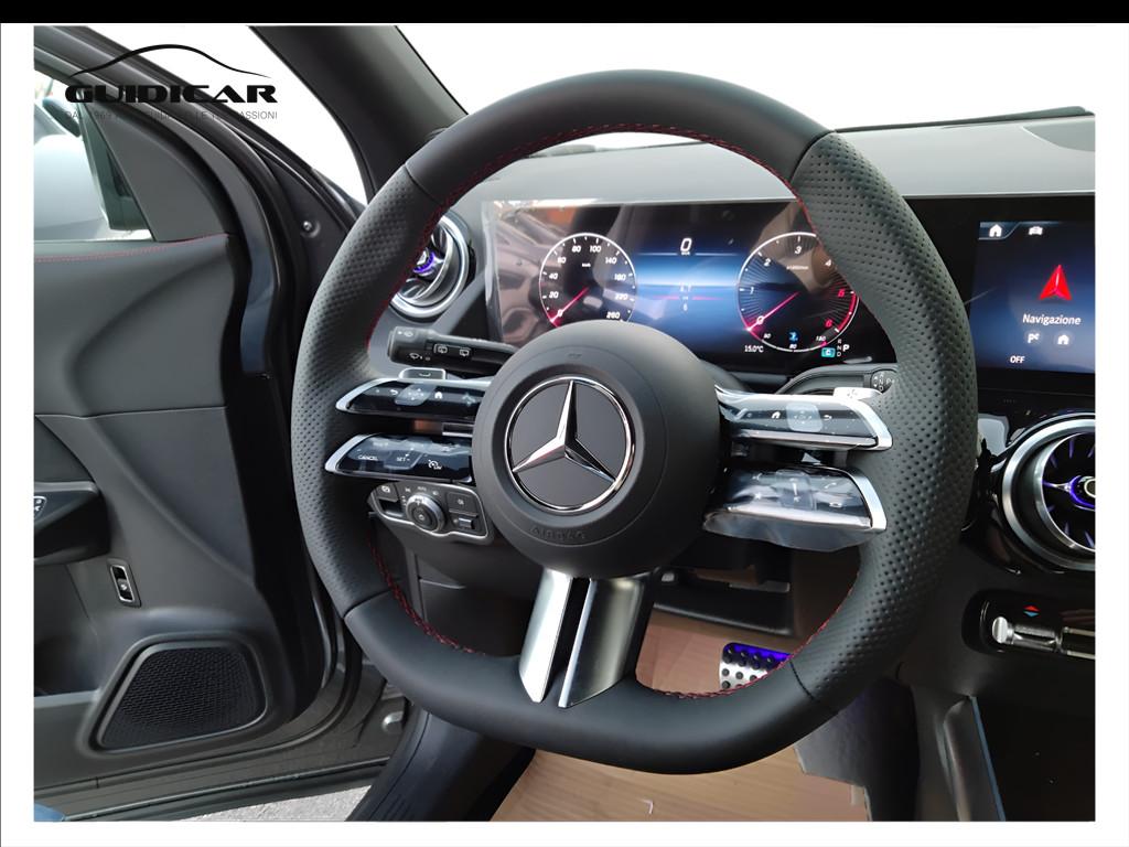 Mercedes-Benz GLA 180 d Automatic