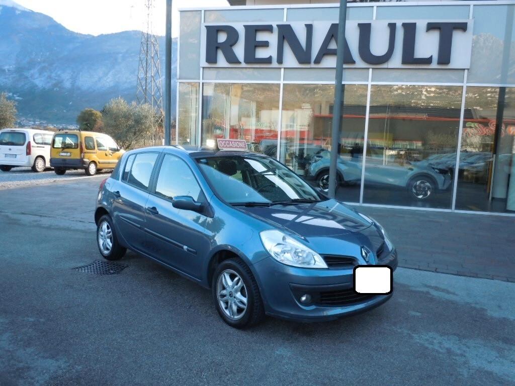 Renault Clio 1.2 5P