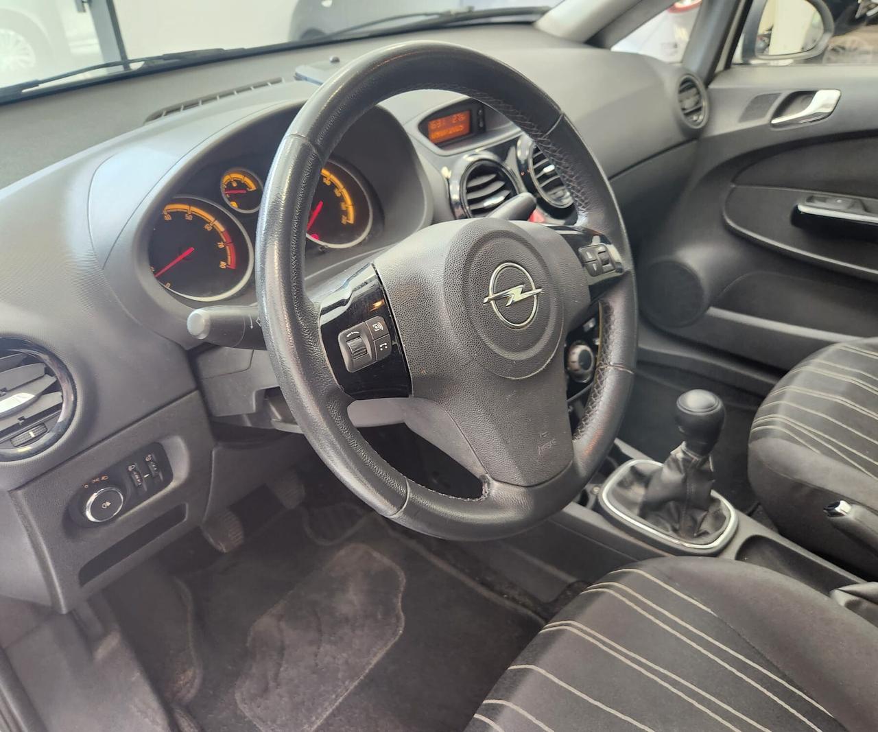 Opel Corsa 1.2 5 porte Elective